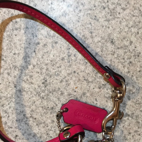 Coach wristlet - Picture 3 of 5